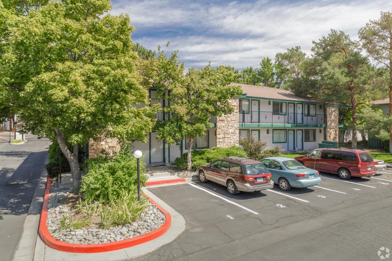 Thunderbird Resort Club Sparks Exterior foto